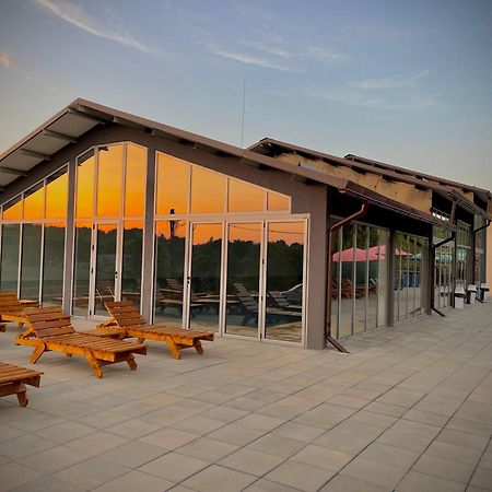 Hotel Aquacool Crasna  Zewnętrze zdjęcie